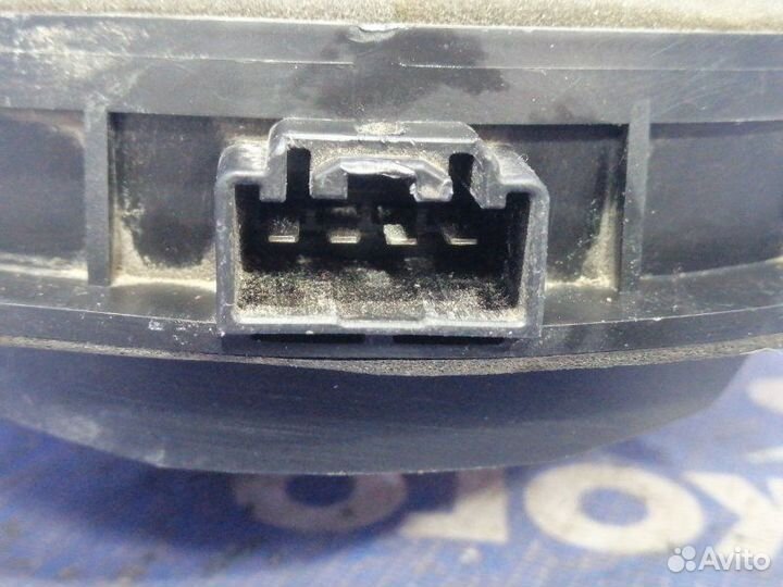 Динамик Ford Focus 3 седан 2012