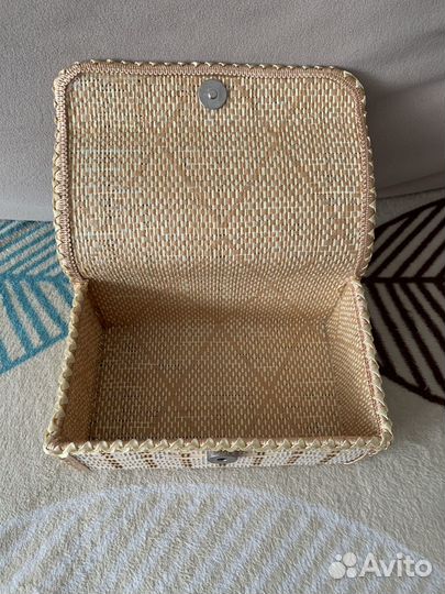 Шкатулка плетеная