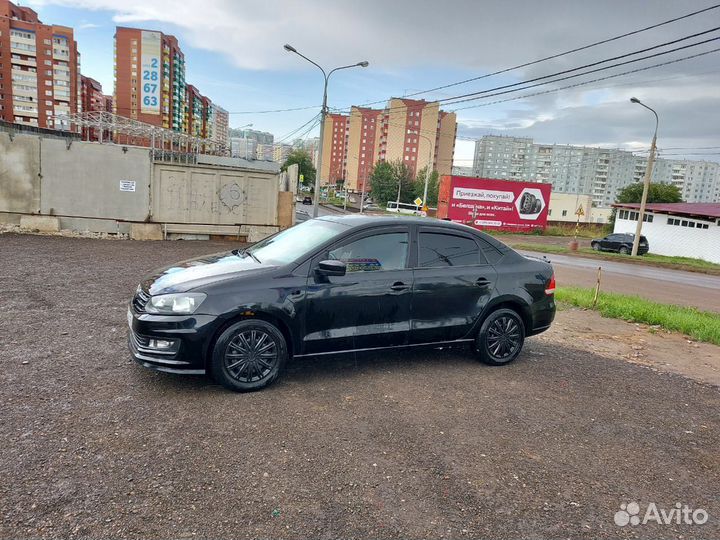 Volkswagen Polo 1.6 МТ, 2011, 285 000 км