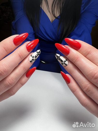 Наращивание ногтей модель