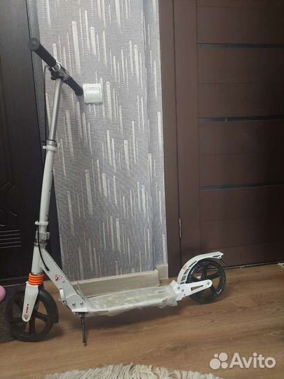 Самокат взрослый новый