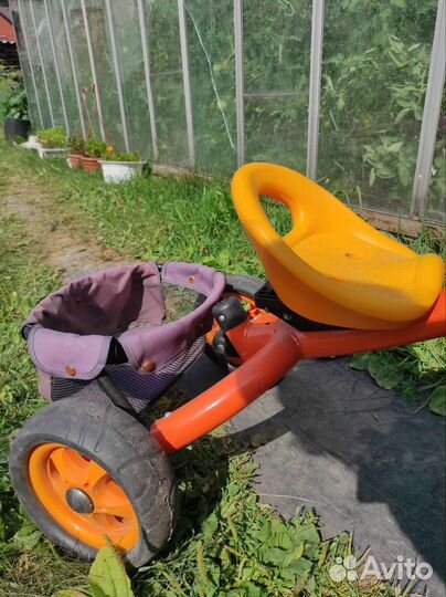 Трехколесный велосипед