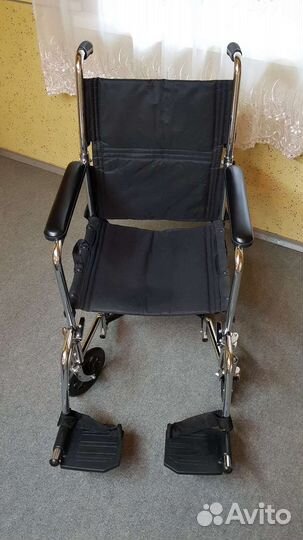 Инвалидная коляска складная 