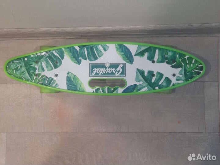 Скейтборд зеленый новый