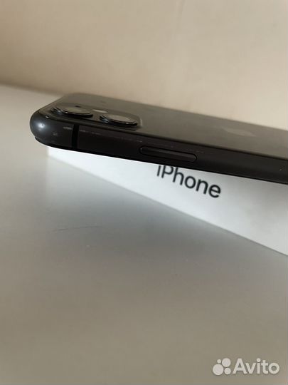 iPhone 11 64gb черный ростест