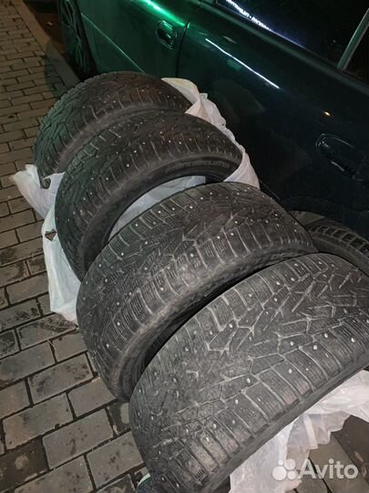 Nokian Tyres Hakkapeliitta 7 335/50 R18 101T