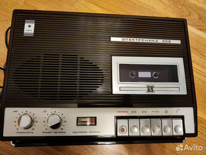 Кассетный магнитофон Электроника 302 + кассета б/у
