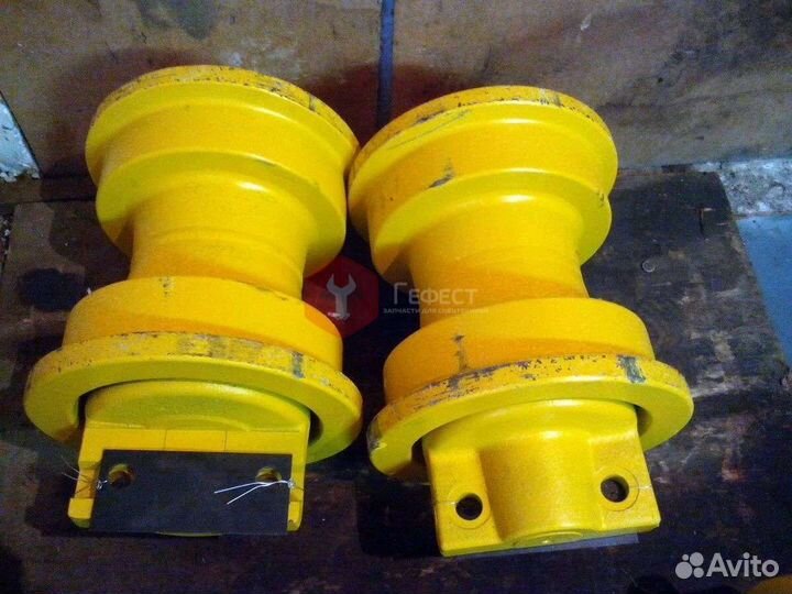 Каток поддерживающий Komatsu PC60-6 203-30-43000