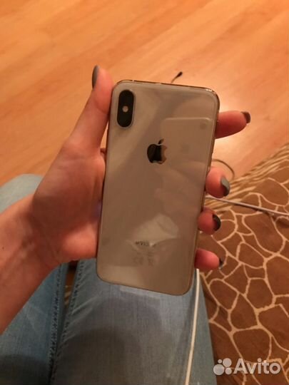 iPhone XS 64GB золото
