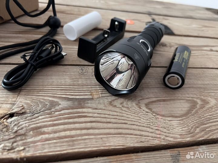 Фонарь Sofirn c8g 500метров