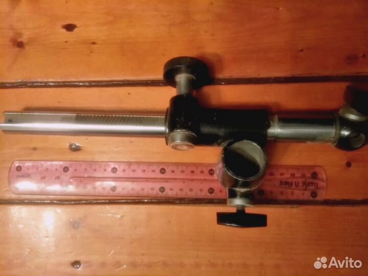 Кронштейн выдвижной для лампы