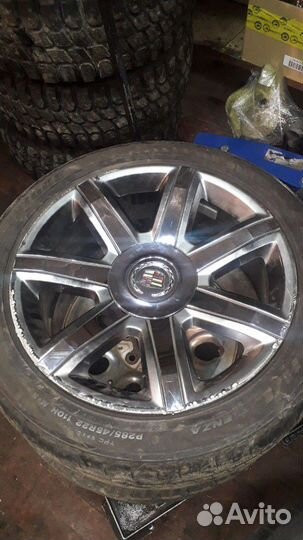 Колесо Escalade IV Bridgestone Dueler 285/45R22