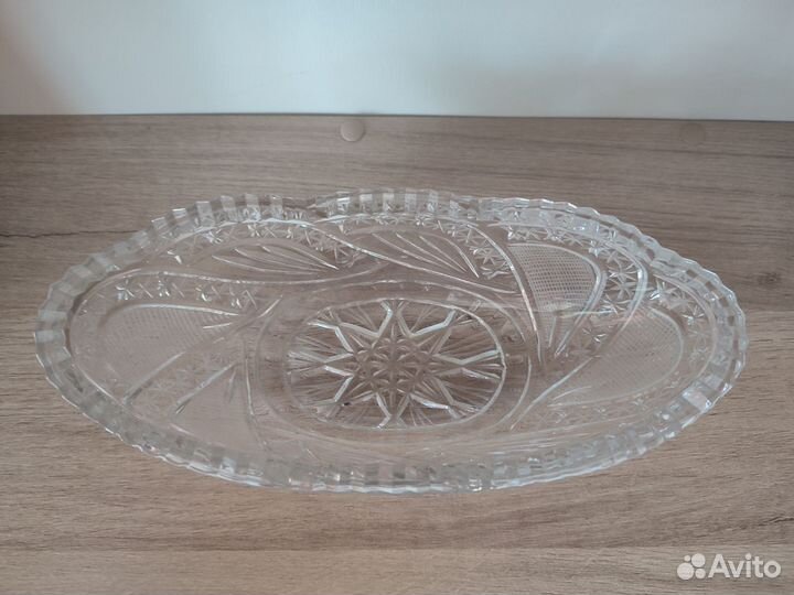 Хрустальная ваза