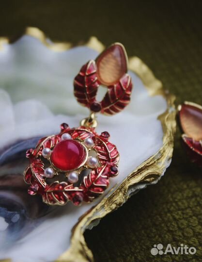 Серьги новые в винтажном стиле