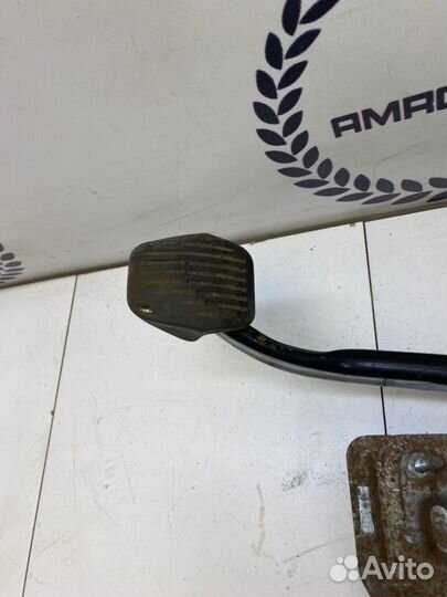 Педаль тормоза Ford Focus 2 купе 2.0 aoda 2006