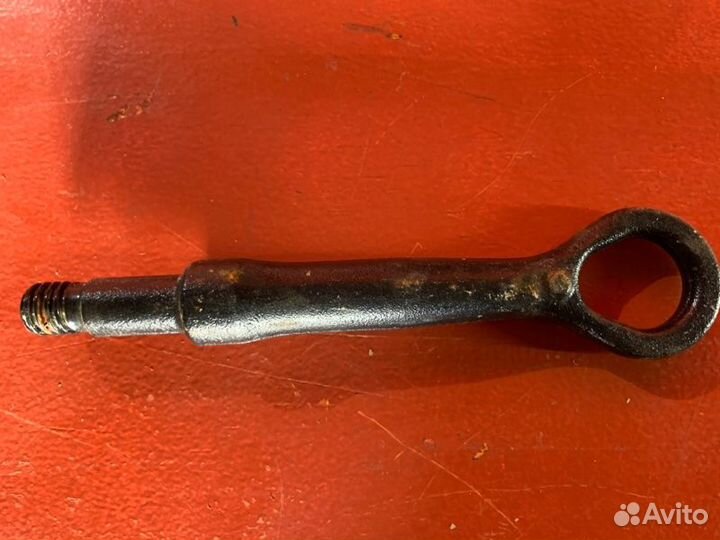 Крюк транспортировочный Toyota Crown AWS210