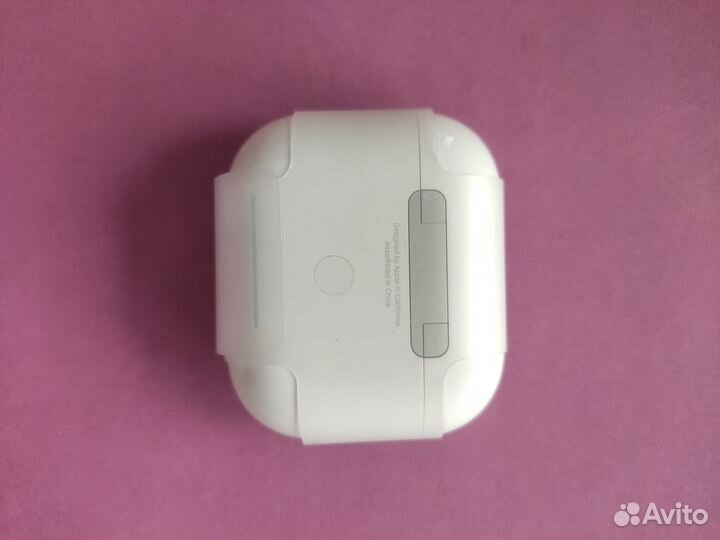 Новый кейс AirPods 3 - оригинальный