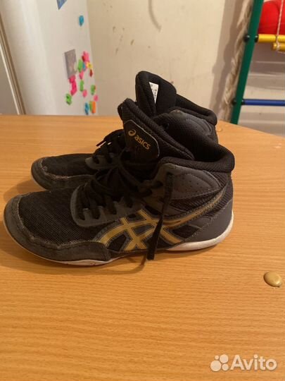 Борцовки asics