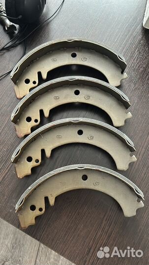 Колодки заднего тормоза