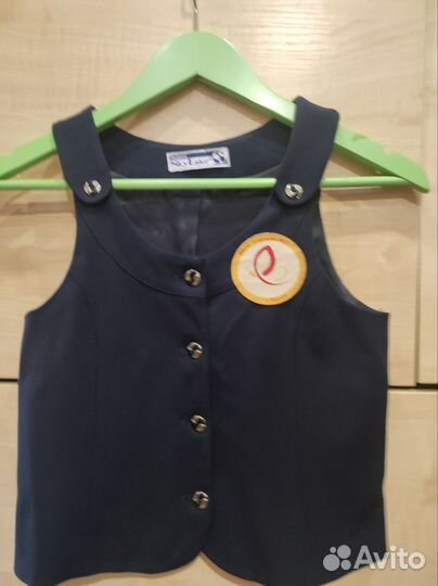 Школьной детский жилет для девочки