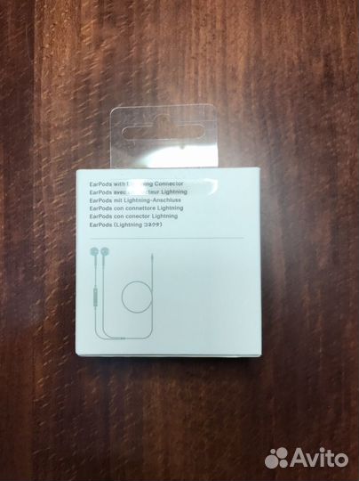 Наушники apple earpods lightning connector