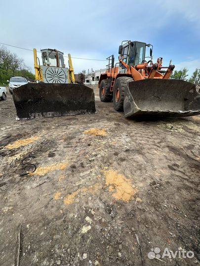 Фронтальный погрусчик