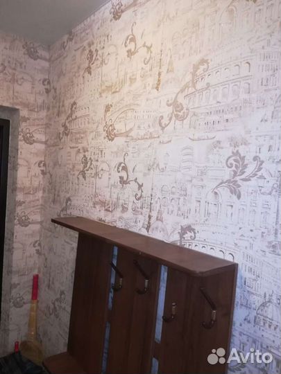 Поклейка обоев,молярные работы