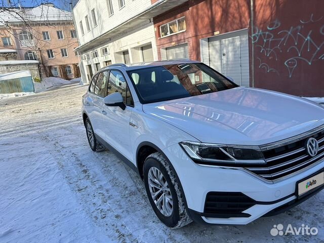 Volkswagen Touareg 3.0 AT, 2019, 100 000 км