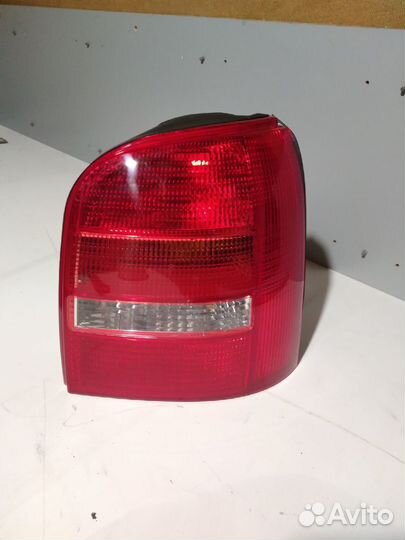Фонарь задний правый audi a4 avant