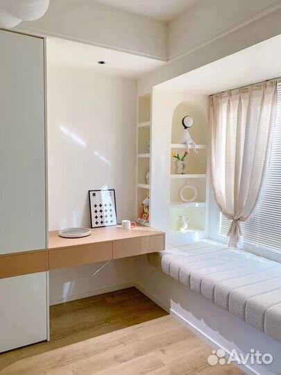 Рабочая зона со шкафом