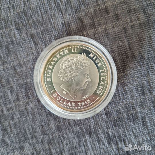 Монета серебро Счастливы в любви 2012