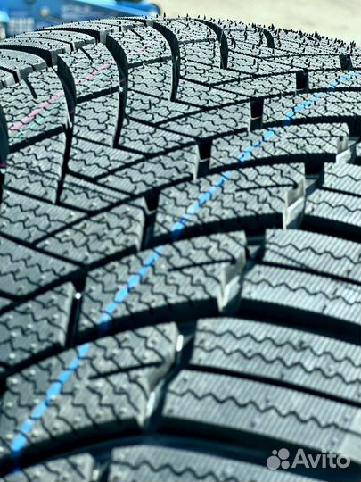 iLink SnowGripper I 255/40 R20 134U