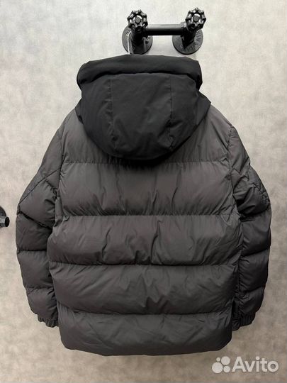 Пуховик Moncler Madeira