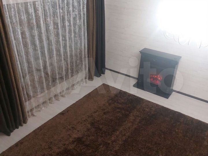 6-к. дом, 400 м²