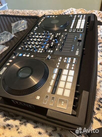 Rane four DJ контроллер