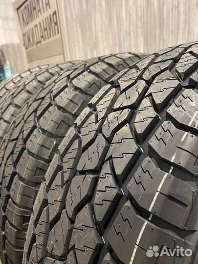 Triangle TR292 235/65 R17 103T