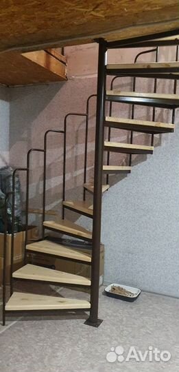 Лестница винтовая