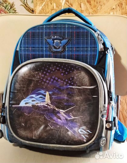 Школьный ранец Across