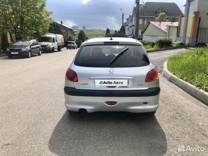 Peugeot 206 1.4 AT, 2004, 251 000 км