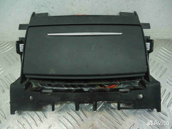 Пепельница передняя для Audi A8 D4 4H0864051B