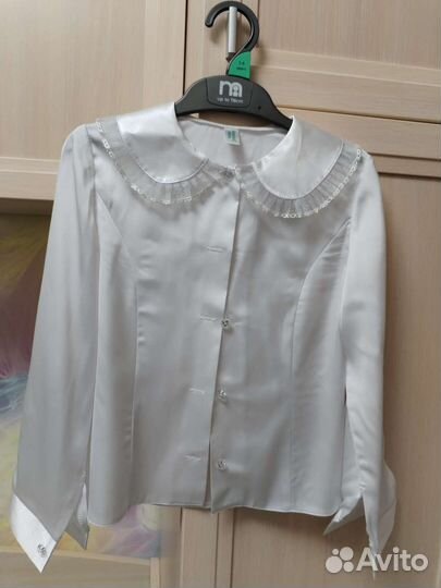 Белые блузки для школы