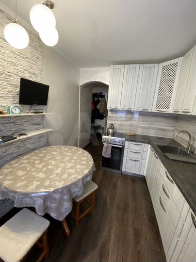 3-к. квартира, 65 м², 1/9 эт.