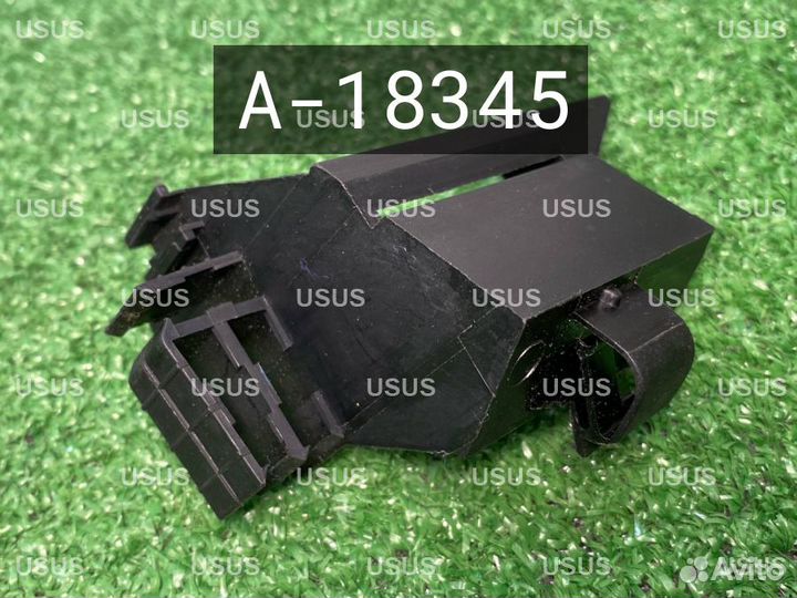 Крепеж замка зажигания 8352946 Е E 38 BMW бмв