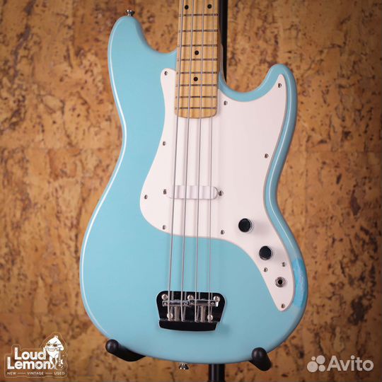 Squier Affinity Series Bronco Bass Daphne Blue