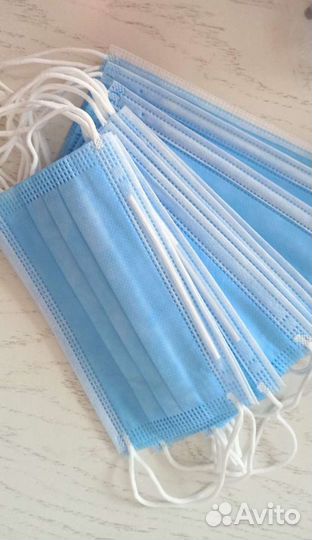 Маска одноразовая защитная