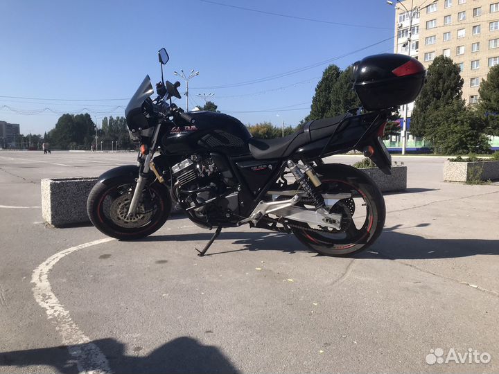 Honda CB 400