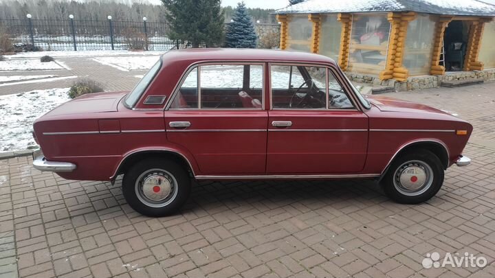 ВАЗ 2103 1.5 МТ, 1972, 150 000 км