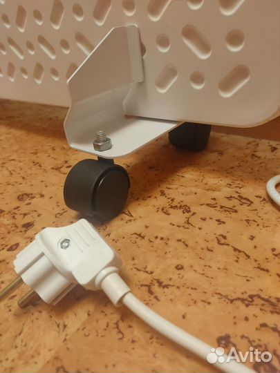 Кварцевый обогреватель