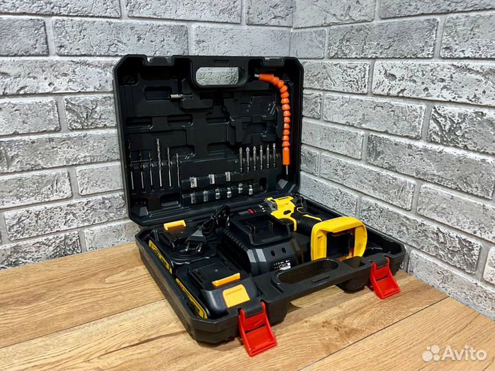 Шуруповерт ударный Dewalt Electric drill