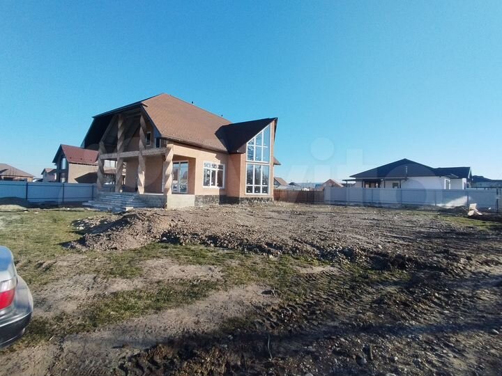 Дом 340 м² на участке 10 сот.